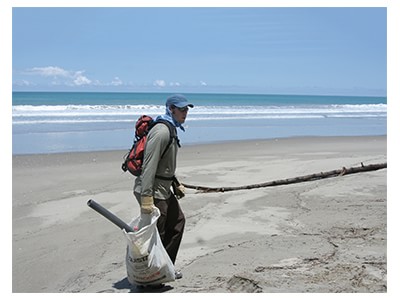 Programa de voluntariado en Limpieza de Playas